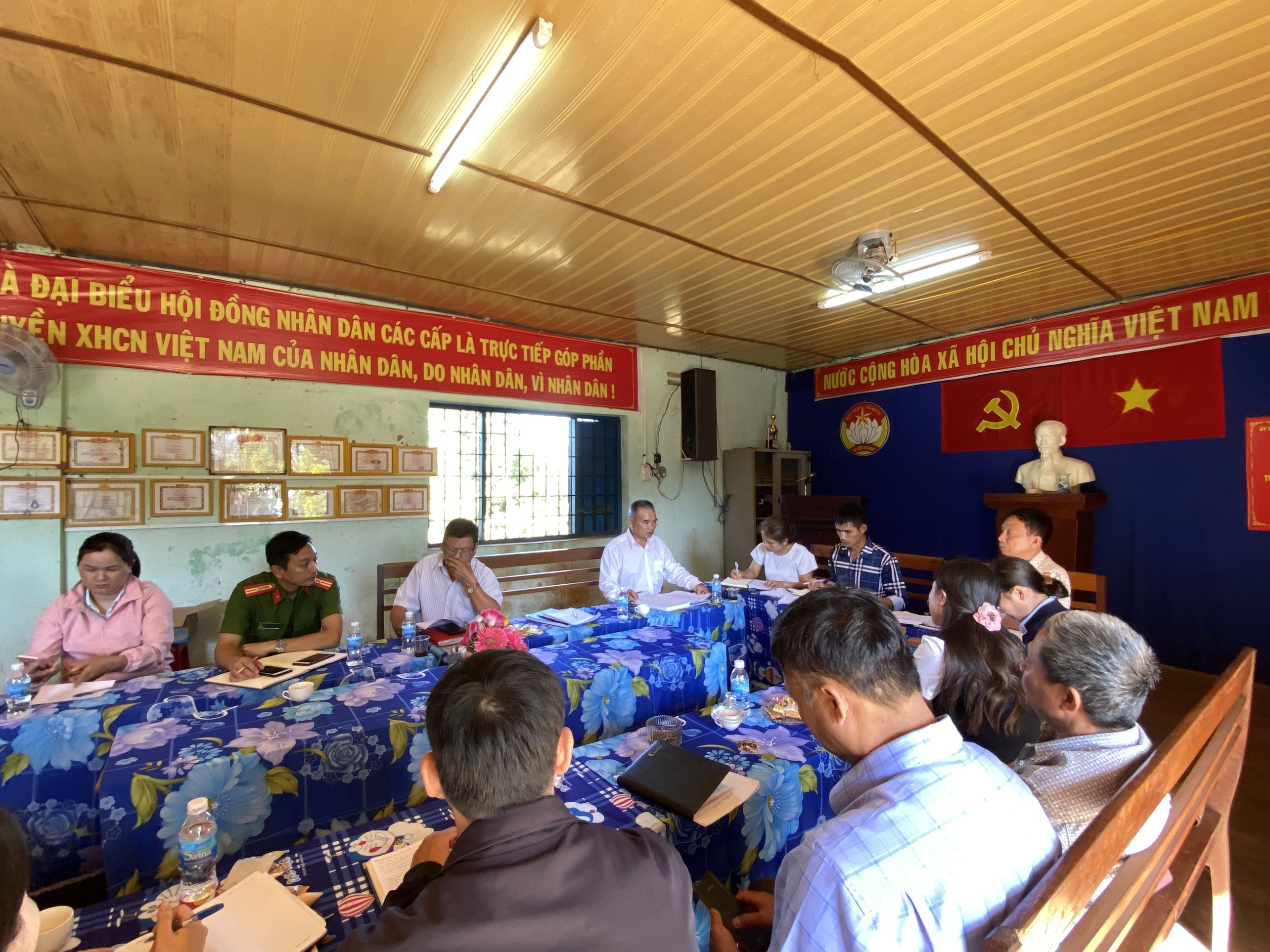 doan ct du ubnd tai thon 1 02